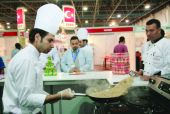 230 سعوديا يحترفون الطهو