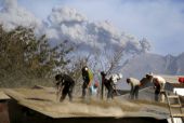رماد بركان تشيلي يصل إلى البرازيل ويتسبب بإلغاء رحلات جوية