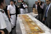 مصر تتسلم 240 قطعة أثرية من فرنسا