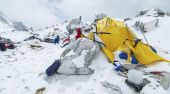 نيبال: لن يتم إلغاء رحلات التسلق على جبل إيفرست