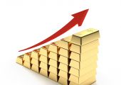 الذهب يرتفع لأعلى سعر في 3 أشهر بفعل بيانات أميركية ضعيفة