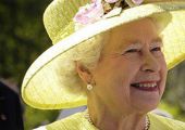 إندبندنت: BBC تحقق مع الصحفي صاحب شائعة مرض الملكة إليزابيث على تويتر