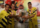 محمد بن سلمان بن حمد يتوج فريق الفخار بطلاً لمسابقة كرة القدم في 