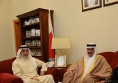 رئيس ديوان رئيس الوزراء يستقبل النائبين خليفة الغانم وعبدالرحمن بوعلي