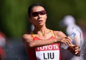ليو تهدي الصين أول ميدالية ذهبية في بطولة العالم 2015 لألعاب القوى