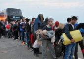 فرنسا لن تستقبل أكثر من 30 ألف لاجئ