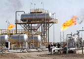 وكالة الطاقة تتوقع استمرار اختلال التوازن في سوق النفط في 2016