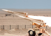سلاح الجو الملكي البحريني ينفذ رماية بصواريخ الهوك بأبوظبي