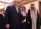 رئيس وزراء باكستان يصل إلى السعودية