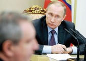 بوتين «يصحح» نظريات لينين... وتهم الفساد تلاحقه