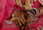 رجل أعمال هندي يدعو آلاف الأرامل لمباركة زواج ابنه!