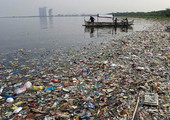 البلاستيك أكثر من الأسماك في المحيطات العام 2050