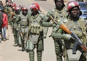 الشرطة الأوغندية تحتجز مرشح المعارضة في الانتخابات الرئاسية