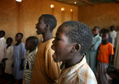 أطفال دارفور النازحون يناضلون للحصول على التعليم