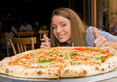 إيطاليا تسعى لضم بيتزا نابولي لقائمة الثراث 