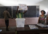 الناخبون في بنين يصوتون لاختيار رئيس جديد