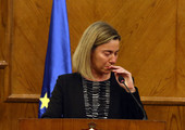 بالصور.. دموع وزيرة خارجية الاتحاد الأوروبي موغيريني بعد تفجيرات بروكسل