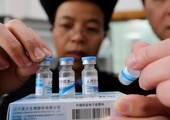 بعد فضيحة لقاحات بالصين هونغ كونغ تحد من تطعيم الأطفال غير المقيمين