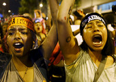 بالصور... آلاف يحتجون ضد المرشحة الأوفر حظا للفوز في انتخابات بيرو