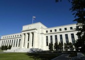 «المركزي» الأميركي: التباطؤ العالمي يفرض الحذر قبل زيادة الفائدة