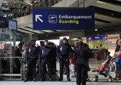 تشديد عمليات التحقق من الركاب في مطار باريس منذ اعتداءات بروكسل