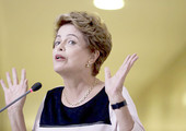 رئيس مجلس النواب البرازيلي يلغي تصويتا حول اقالة الرئيسة روسيف
