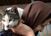 داعية سعودي: التصوير محرّم ..حتى مع القطط !