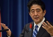 رئيس وزراء اليابان يعلن عن تأجيل زيادة ضريبة المبيعات