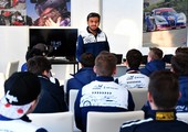 الذوادي يدير ثالث جولات بطولة شمال شرق أوروبا للفورمولا 4