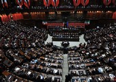 البرلمان الإيطالي يمرر قانوناً لمعاقبة من ينكر 