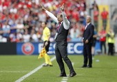 مدرب منتخب ألبانيا فخور بفريقه رغم الهزيمة من سويسرا