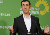 زعيم حزب الخضر الألماني لا يسمح للتهديدات بالقتل أن ترهبه