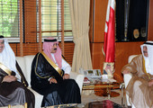 وزير الديوان الملكي يتسلم التقرير السنوي للمؤسسة العامة لجسر الملك فهد