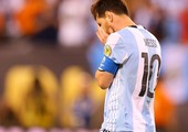 مارادونا يتضامن مع ميسي في وجه الاتحاد الأرجنتيني.. ويؤكد: 