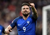 جيرو يرد على المشككين ويحمل أمال فرنسا في يورو 2016