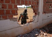 سورية: معارك عنيفة في منطقة السبع بحرات في منبج ومقتل قائد داعشي