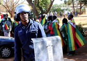 حركة احتجاجية شعبية تكسب دعماً في زيمبابوي