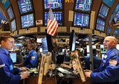 الأسهم الأميركية تفتح دون تغيير يذكر قرب مستويات مرتفعة