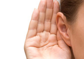 واحد من كل عشرة بالغين أميركيين يعاني من طنين في الأذن