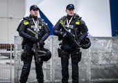 الشرطة الهولندية تعتقل رجلاً على طريق سريع قرب مطار بأمستردام