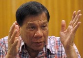 رئيس الفلبين يحذر المسئولين الحكوميين الضالعين في تجارة المخدرات من مغبة مقاومة الاعتقال