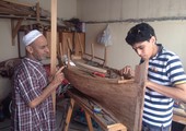 بالفيديو... الشاب رضا فرحان: عشقت النجارة وتخصصت بصنع السفن الصغيرة