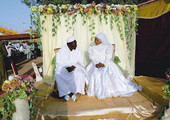 في أعراس السودان... المدعوون يجلدون بالسياط!