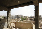 سكان والمرصد السوري: طائرات تقصف منطقة تسيطر عليها قوات المعارضة بحمص لأول مرة منذ عام