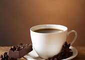 القهوة والشوكلاته تكلف السعوديين 700 مليون ريال سنوياً