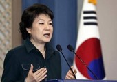 الادعاء في كوريا الجنوبية يقرر استجواب الرئيسة بشأن فضيحة سياسية