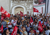 اتحاد الشغل في تونس يهدد بإضراب في القطاع العام احتجاجا على خطة تجميد زيادة الرواتب