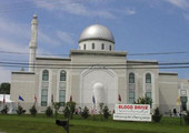 ثلاثة مراكز إسلامية بولاية كاليفورنيا الأمريكية تتلقى رسائل كراهية