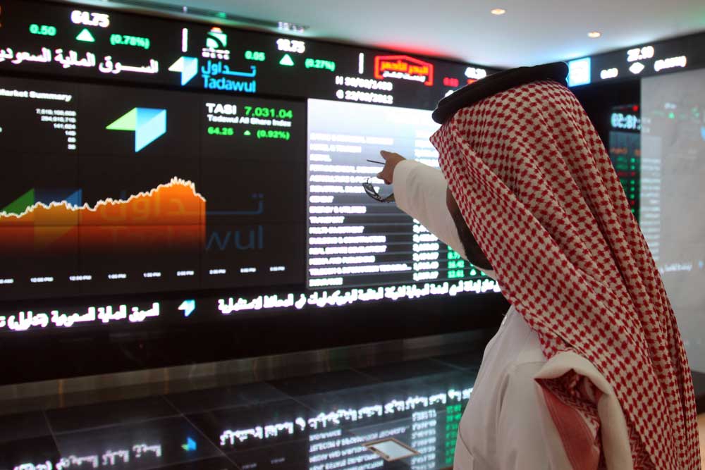 البورصة السعودية ترتفع مدعومة بالميزانية وأداء ضعيف لأسواق الأسهم في المنطقة