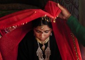 الشرطة الباكستانية تمنع زواج طفلة برجل يكبرها بـ37 عاما 